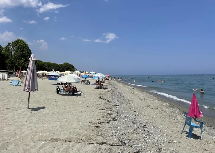 公寓 Kavadias Sea View 2 *